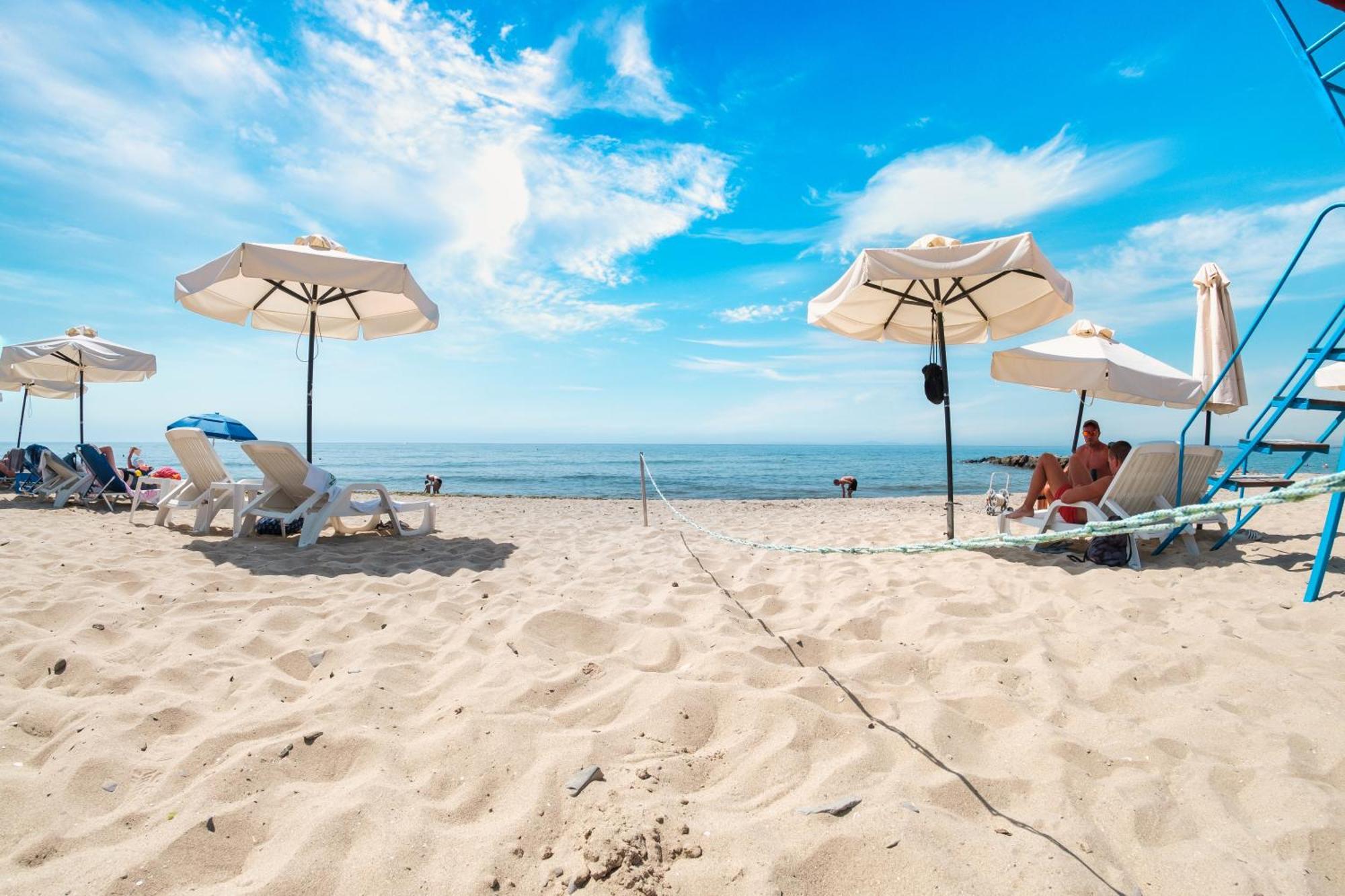 Privilege Fort Beach Apartments Sveti Vlas Exterior foto