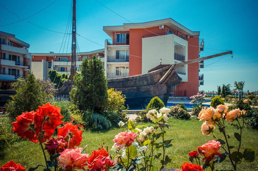 Privilege Fort Beach Apartments Sveti Vlas Exterior foto