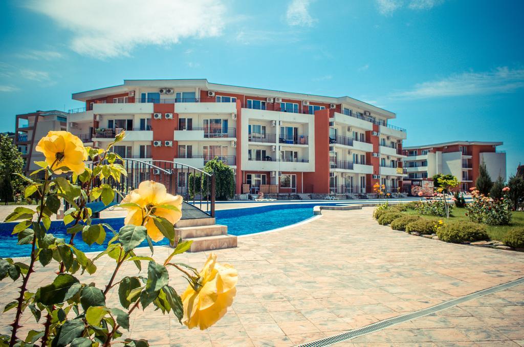 Privilege Fort Beach Apartments Sveti Vlas Exterior foto